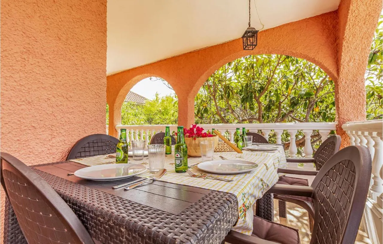 3 Bedroom Awesome Home In Alhaurin De La Torre Holiday home